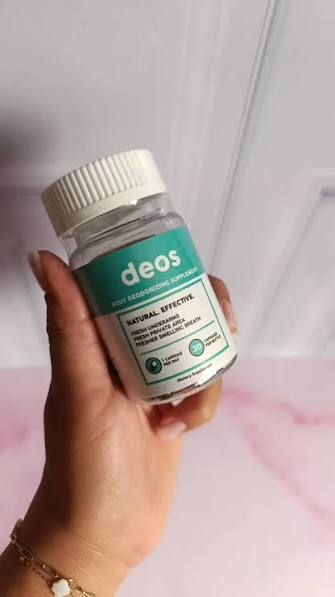 Hola chicas, ¡me encantó Deos! No solo me ayudó muchísimo con el aliento en las mañanas, sino que también he sentido mi abdomen mucho más plano y menos inflamado. ¿Es normal?