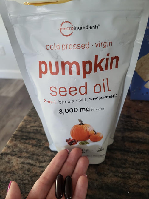 Buenas tardes! Consulta, me llegó hoy la bolsa de Pumpkin Seed Oil a Cartago. ¿Cuántas cápsulas suaves debo tomar al día?